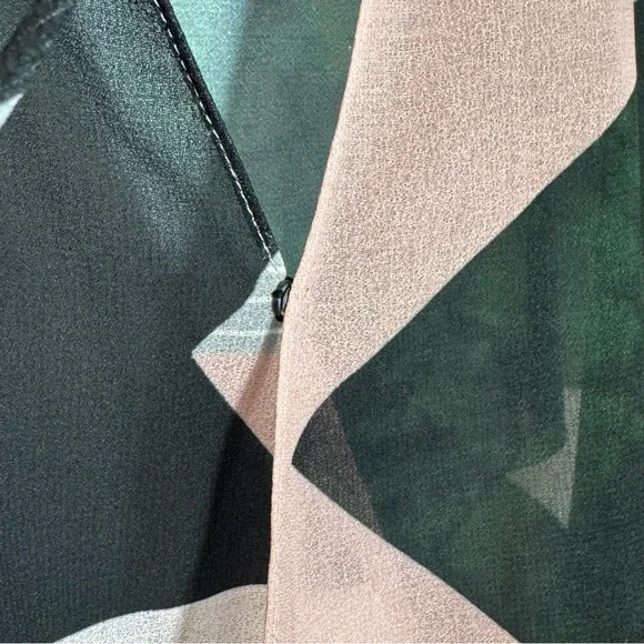 Ted Baker London Sheer Geometric Waterfall Blouse Designer Pink Green Size 1 - Picture 5 of 8